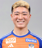 Yota Komi(อัลบิเร็กซ์ นิงาตะนักฟุตบอล) ข้อมูลพื้นฐาน